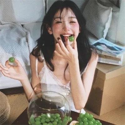 糊涂特务野娇娃